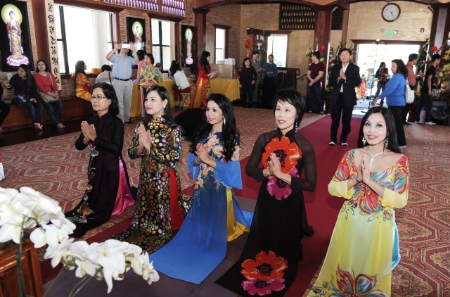 Tết Bính Thân 2016 - Viếng 10 chùa ở Bắc California,Hoa Kỳ