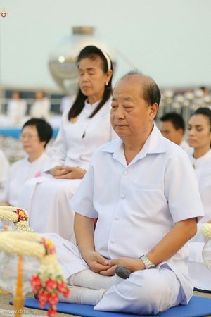 Thái Lan: Chùm ảnh thiêng liêng lễ Magha Puja tại tu viện Wat Dhammakaya
