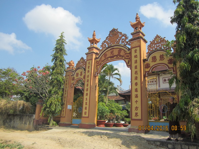 Lễ đặt đá xây dựng gác chuông chùa Linh Quang