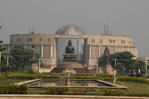 Ấn Độ: Đại học Gautam Buddha nơi Giáo dục Đào tạo tuyệt vời