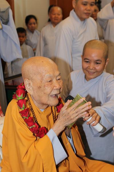 PG Đồng Tháp: Đại Thọ Bách Tuế Ni Trưởng TN. Như Ngọc