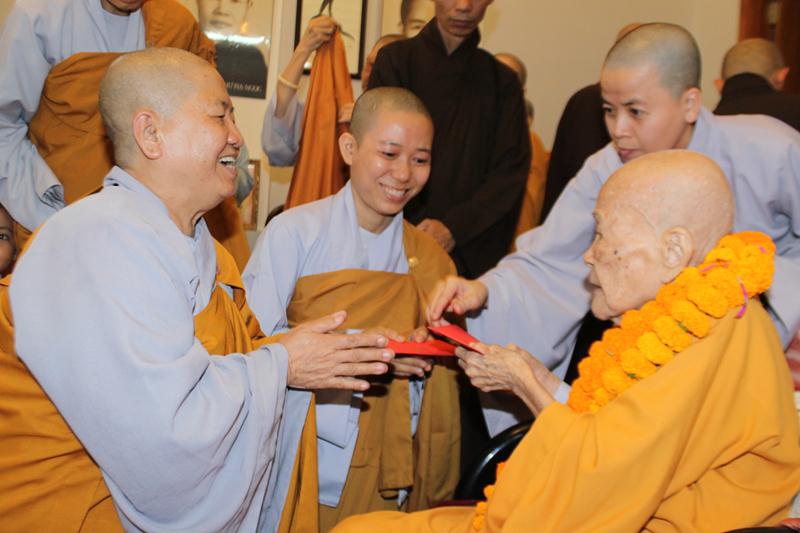 PG Đồng Tháp: Đại Thọ Bách Tuế Ni Trưởng TN. Như Ngọc