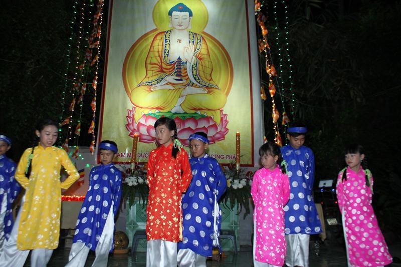 PG Đồng Tháp: Lễ Hội Hoa Đăng – Dược Sư