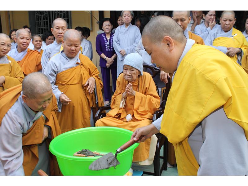 Phật Giáo Sa Đéc: Đặt Đá Xây Dựng Nhà Tổ Ni - Chùa Phước Huệ