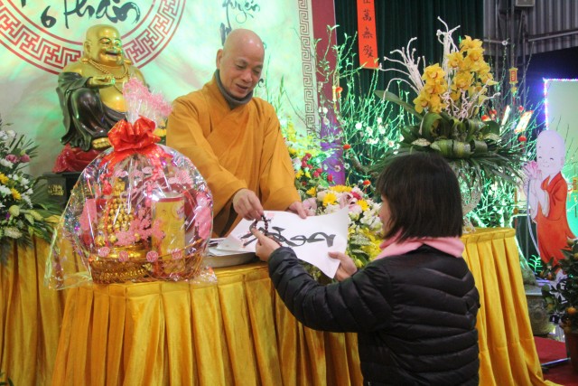 Thái Bình: Không khí đón xuân tại chùa Từ Xuyên