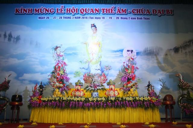 Thái Bình: Lễ hội hoa đăng vía Quan Thế Âm Bồ tát tại chùa Đại Bi