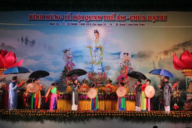 Thái Bình: Lễ hội hoa đăng vía Quan Thế Âm Bồ tát tại chùa Đại Bi