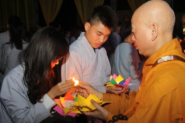 Thái Bình: Lễ hội hoa đăng vía Quan Thế Âm Bồ tát tại chùa Đại Bi
