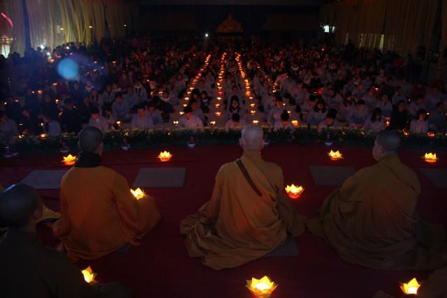 Thái Bình: Lễ hội hoa đăng vía Quan Thế Âm Bồ tát tại chùa Đại Bi