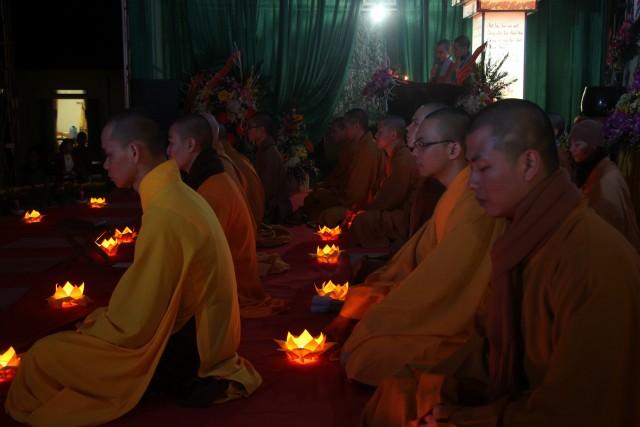 Thái Bình: Lễ hội hoa đăng vía Quan Thế Âm Bồ tát tại chùa Đại Bi
