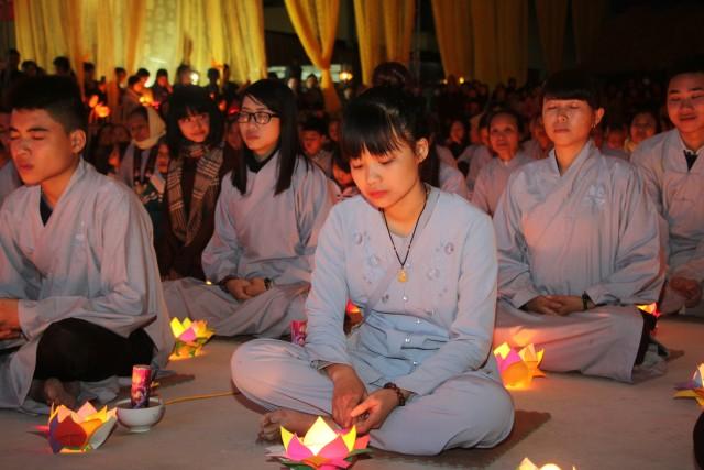 Thái Bình: Lễ hội hoa đăng vía Quan Thế Âm Bồ tát tại chùa Đại Bi