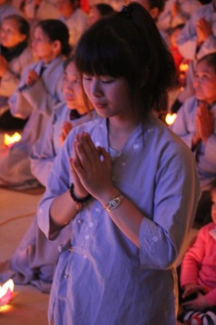 Thái Bình: Lễ hội hoa đăng vía Quan Thế Âm Bồ tát tại chùa Đại Bi