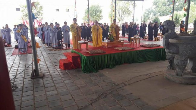 Nông Cống: Chùa Khánh Long tổ chức khóa tu Bát quan trai đầu năm