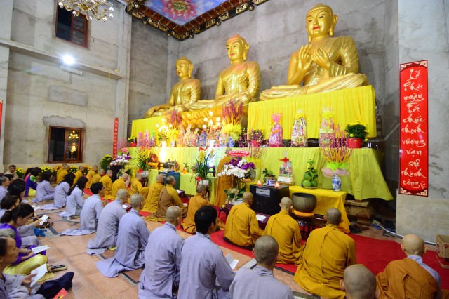 Chùa Giác Ngộ: Lễ đón giao thừa mừng xuân Bính Thân 2016
