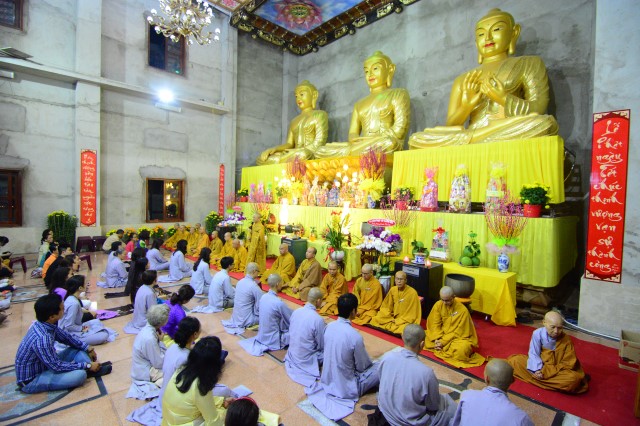 Chùa Giác Ngộ: Lễ đón giao thừa mừng xuân Bính Thân 2016