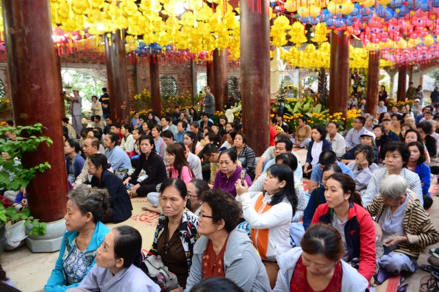 Chùa Giác Ngộ: 1000 Phật tử hành hương thập tự đầu năm Bính Thân 2016