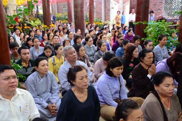 Chùa Giác Ngộ: 1000 Phật tử hành hương thập tự đầu năm Bính Thân 2016