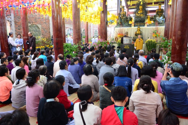 Chùa Giác Ngộ: 1000 Phật tử hành hương thập tự đầu năm Bính Thân 2016