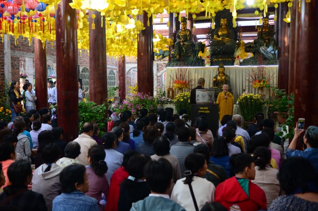 Chùa Giác Ngộ: 1000 Phật tử hành hương thập tự đầu năm Bính Thân 2016
