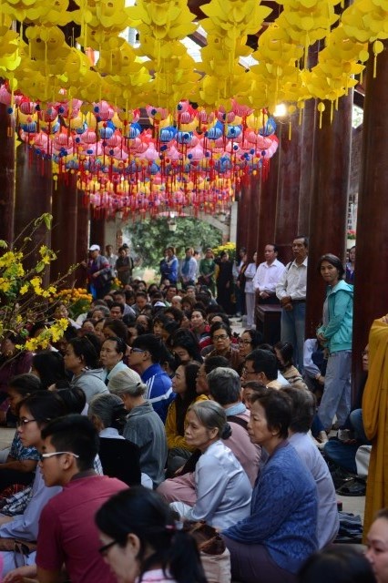 Chùa Giác Ngộ: 1000 Phật tử hành hương thập tự đầu năm Bính Thân 2016