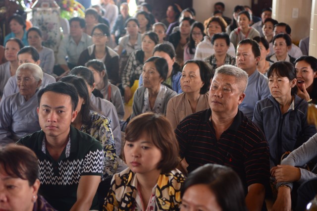 Chùa Giác Ngộ: 1000 Phật tử hành hương thập tự đầu năm Bính Thân 2016
