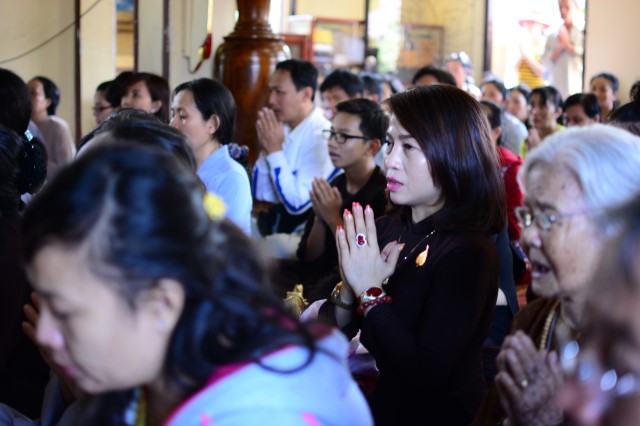 Chùa Giác Ngộ: 1000 Phật tử hành hương thập tự đầu năm Bính Thân 2016