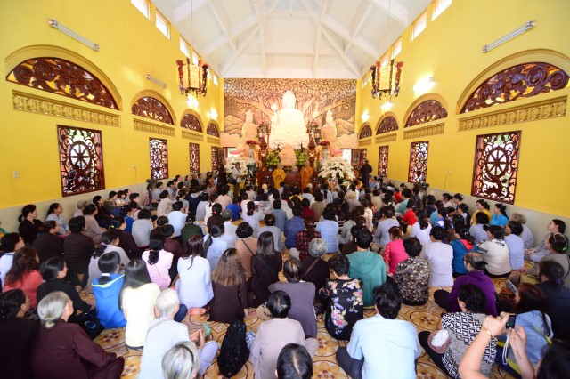 Chùa Giác Ngộ: 1000 Phật tử hành hương thập tự đầu năm Bính Thân 2016