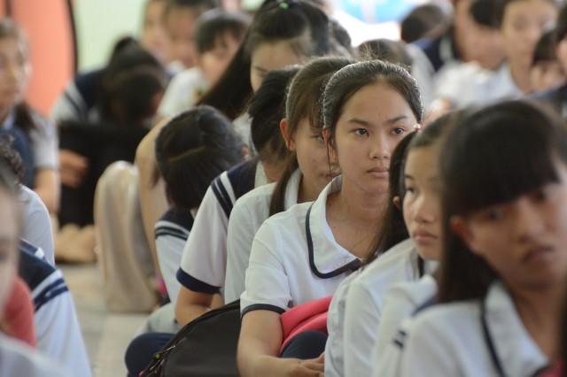 Quỹ Đạo Phật Ngày Nay: Khánh thành “Nhịp Cầu Yêu Thương 5” và trao tặng “Quà Tết Yêu Thương 2016” (C59)