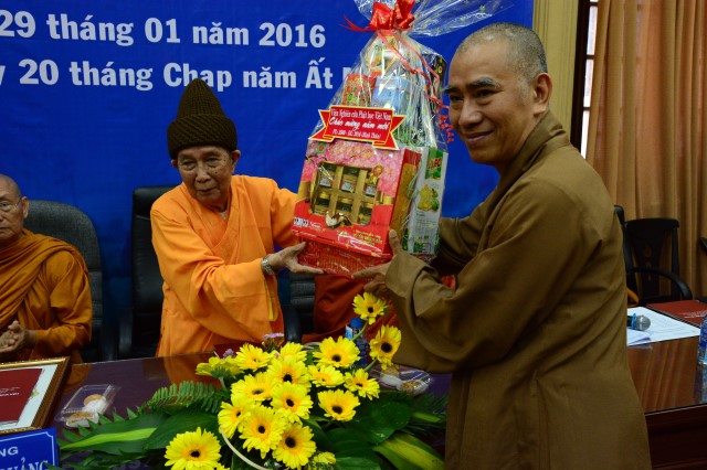 Viện Nghiên cứu Phật học Việt Nam tổ chức lễ tổng kết Phật sự 2015 và phương hướng hoạt động 2016