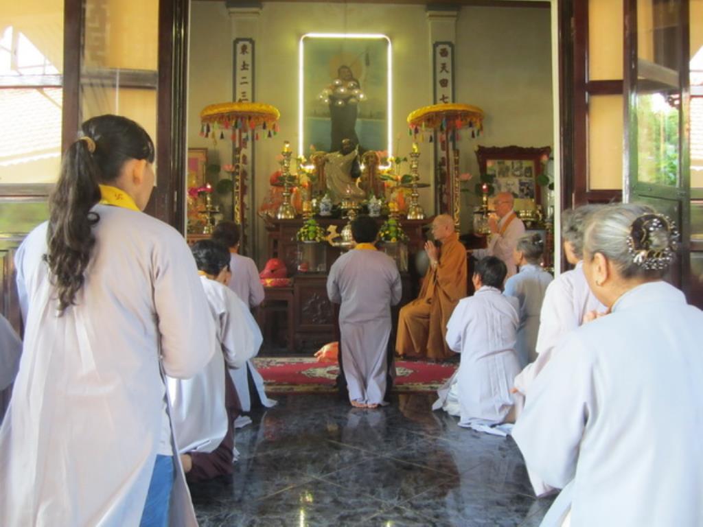 Tổ đình Sắc tứ Thiên Bửu khai khóa Bát quan trai kỳ I năm 2016