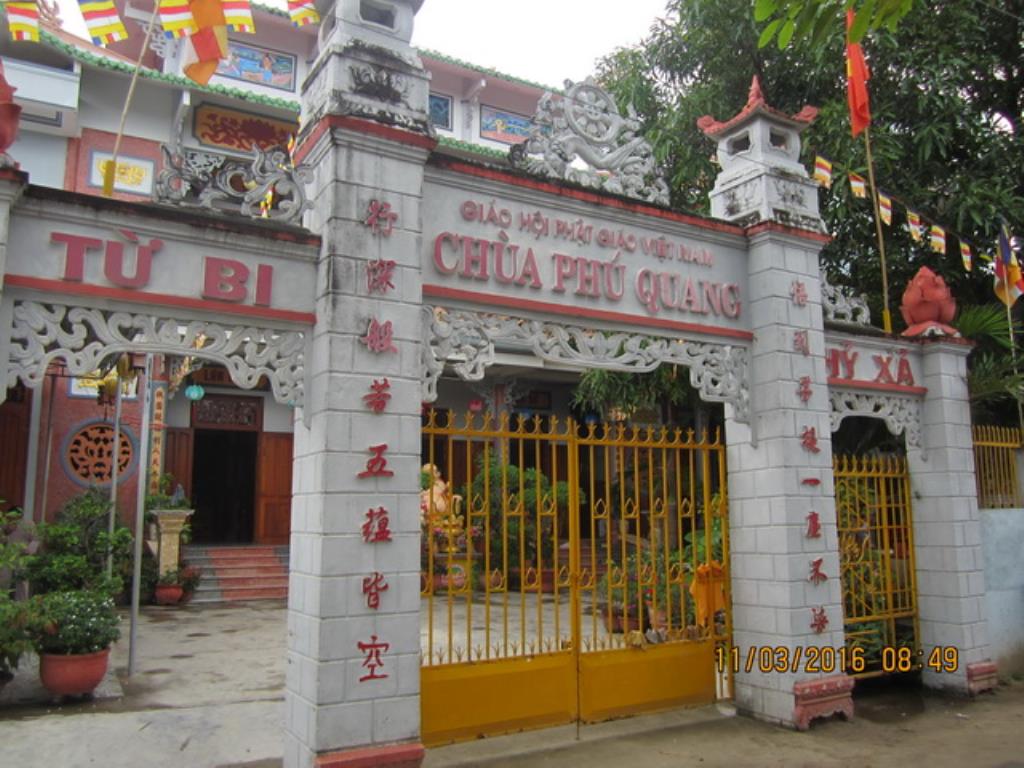 Trang nghiêm lễ húy nhật lần thứ 17 cố ni sư Thích nữ Như Tín