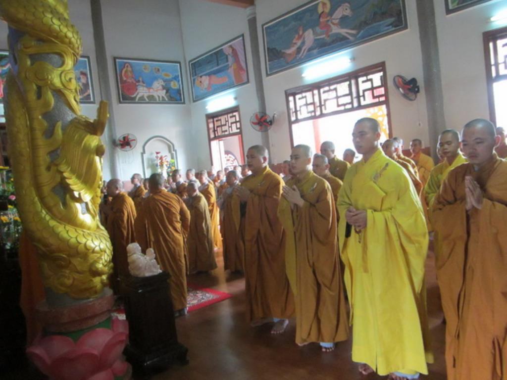 Trang nghiêm lễ húy nhật lần thứ 17 cố ni sư Thích nữ Như Tín