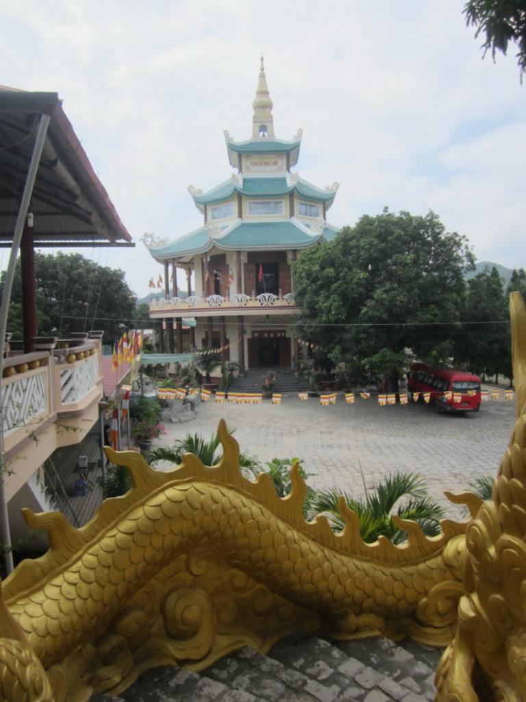 Tịnh xá Ngọc Sơn tổ chức khóa tu Bát quan trai đầu xuân Bính Thân