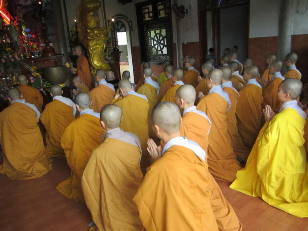 Trang nghiêm lễ húy nhật lần thứ 17 cố ni sư Thích nữ Như Tín