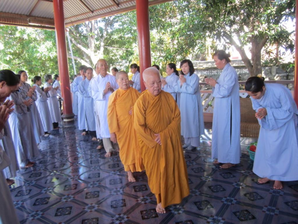 Đạo tràng Bát quan trai Tịnh xá Ngọc Sơn tổng kết cuối năm