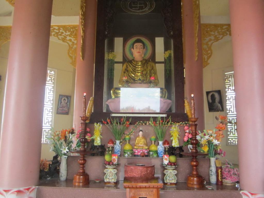 Tịnh xá Ngọc Sơn tổ chức khóa tu Bát quan trai đầu xuân Bính Thân