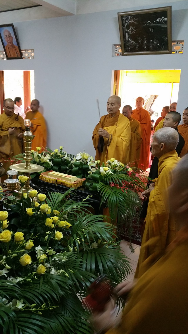 Bình yên đến – bình yên đi … (bài cảm niệm về cố Đại đức Thích Nhuận Châu)