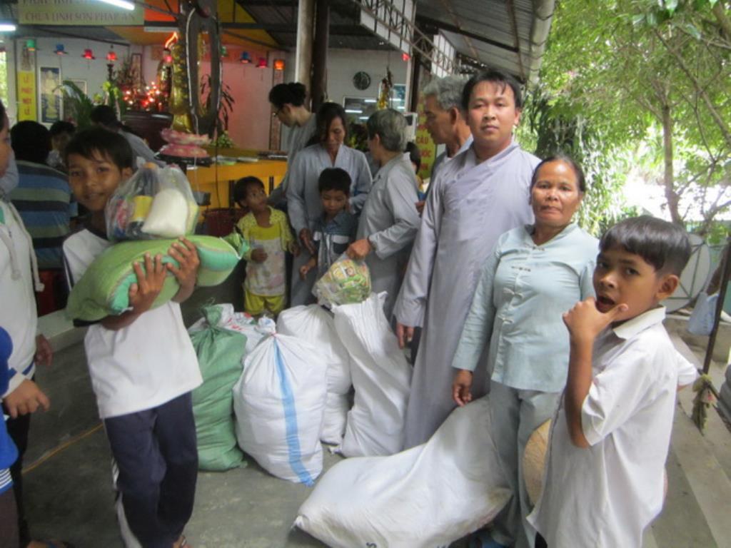 Đạo tràng niệm Phật chùa Linh Sơn Pháp Ấn kỉ niệm 15 năm thành lập