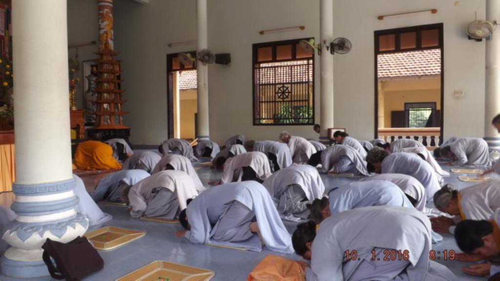 Đạo tràng Bát Quan Trai chùa Đức Hòa tổng kết cuối năm