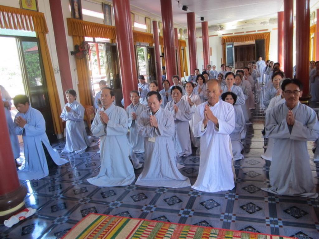 Đạo tràng Bát quan trai Tịnh xá Ngọc Sơn tổng kết cuối năm