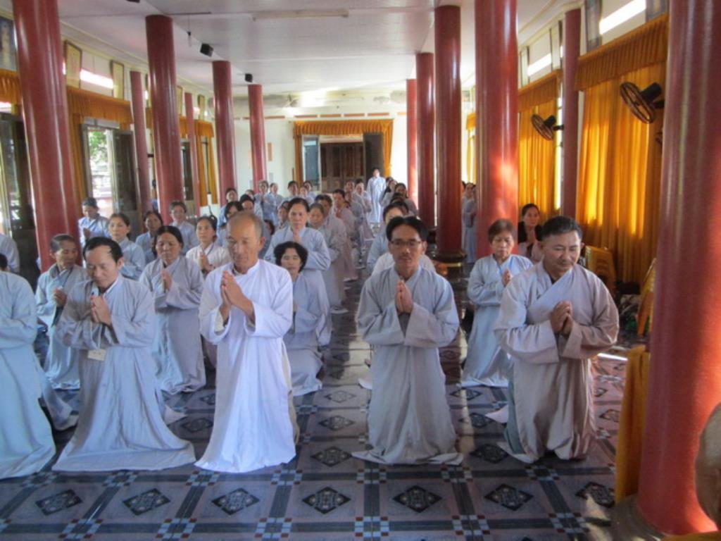 Đạo tràng Bát quan trai Tịnh xá Ngọc Sơn tổng kết cuối năm