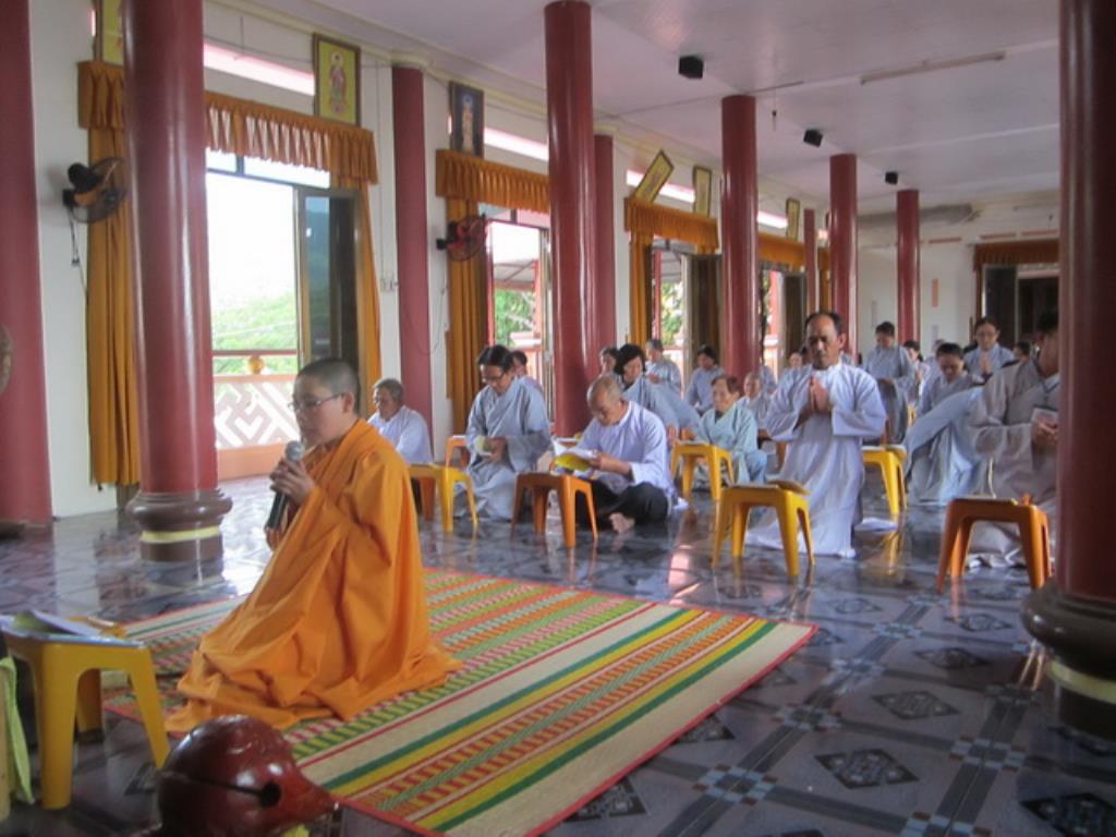 Tịnh xá Ngọc Sơn tổ chức khóa tu Bát quan trai đầu xuân Bính Thân