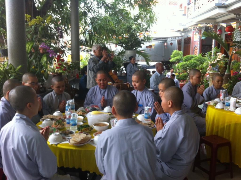 Trang nghiêm lễ húy nhật lần thứ 17 cố ni sư Thích nữ Như Tín