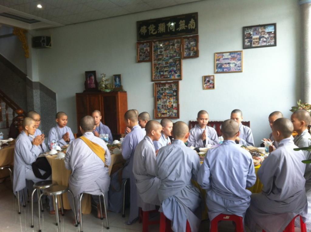 Trang nghiêm lễ húy nhật lần thứ 17 cố ni sư Thích nữ Như Tín