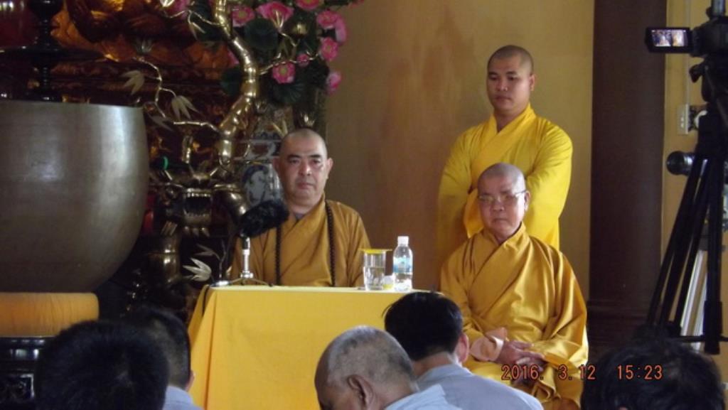 Thượng tọa Thích Minh Thành thuyết giảng tại chùa Tòng Lâm Lô Sơn