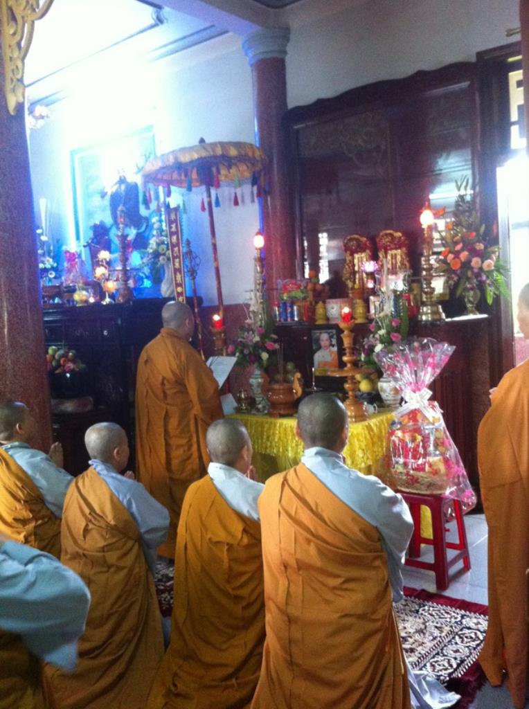 Trang nghiêm lễ húy nhật lần thứ 17 cố ni sư Thích nữ Như Tín