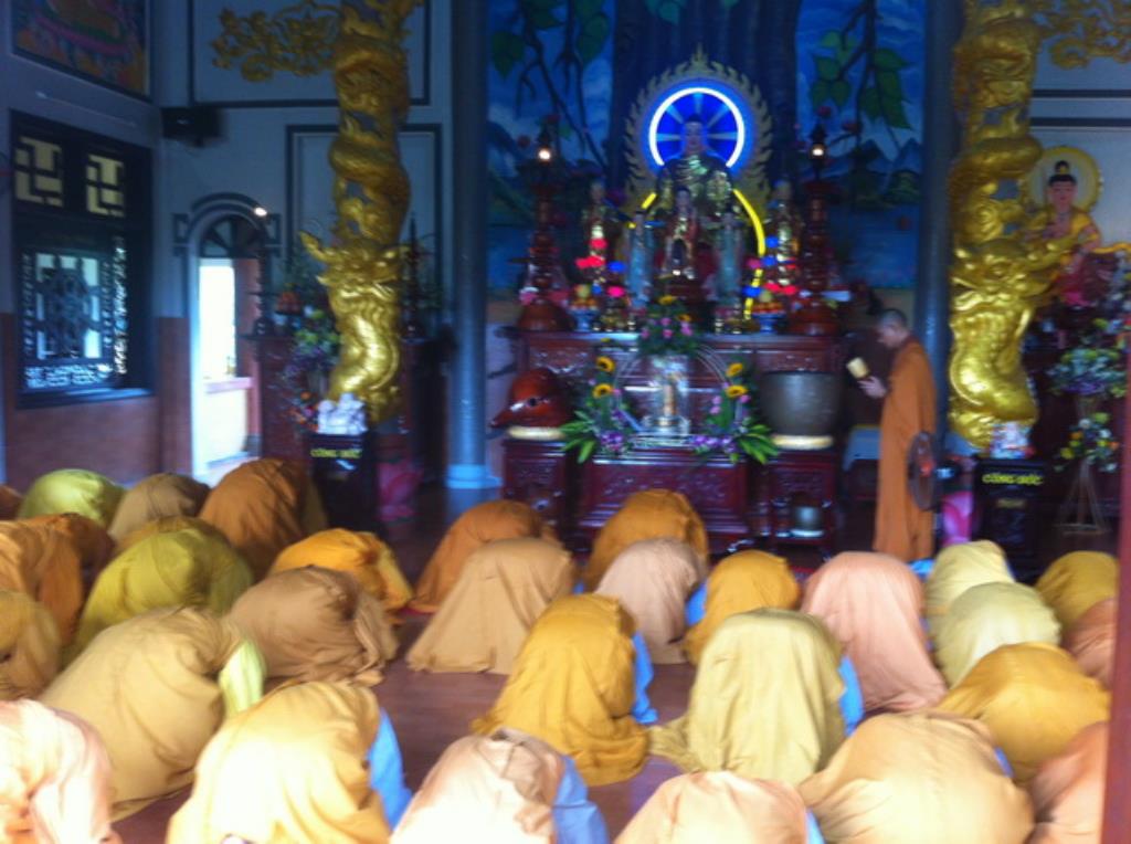 Trang nghiêm lễ húy nhật lần thứ 17 cố ni sư Thích nữ Như Tín