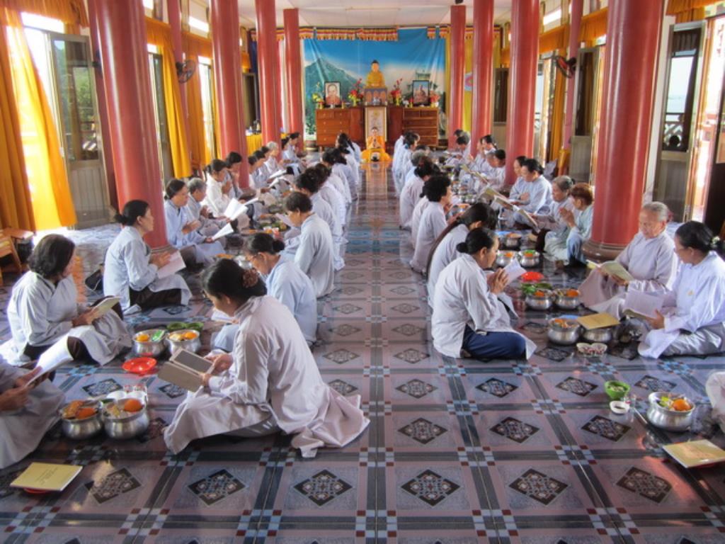 Tịnh xá Ngọc Sơn tổ chức khóa tu Bát quan trai đầu xuân Bính Thân