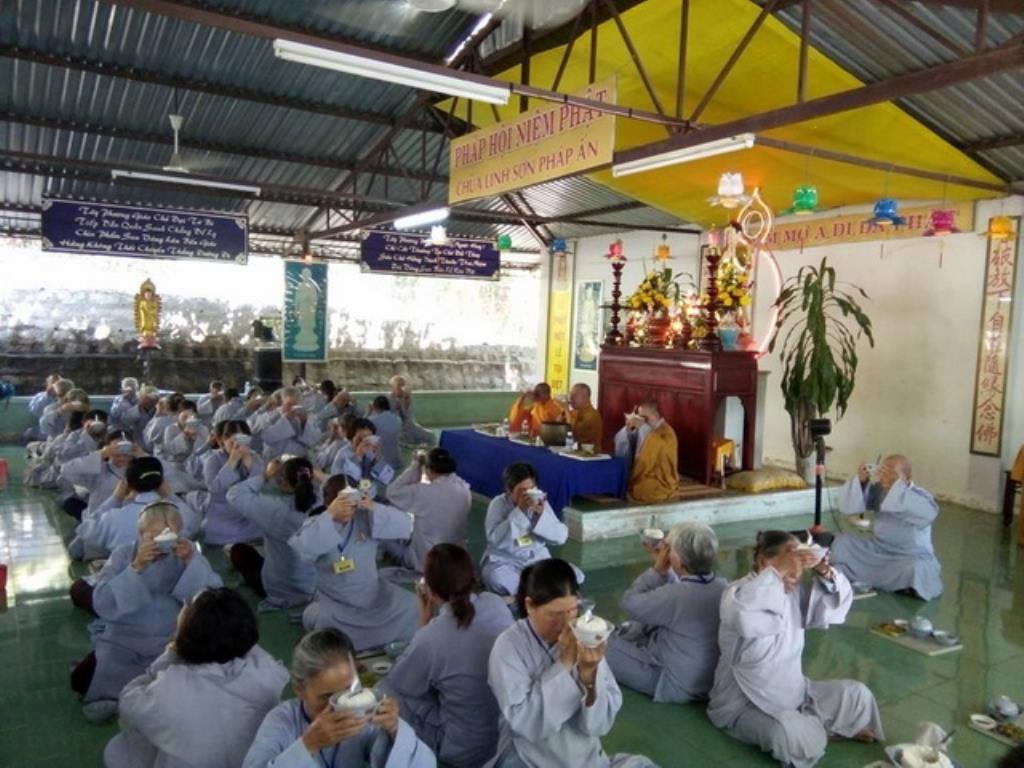 Chùa Linh Sơn Pháp Ấn: Khóa tu niệm Phật kỳ II năm 2016