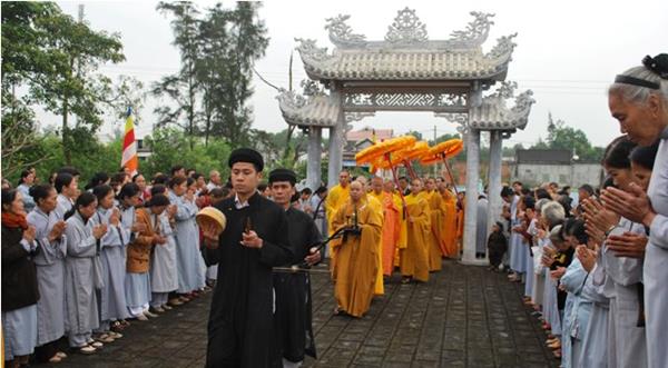 Quảng Trị: Ngày Giỗ Tổ Khai sơn – tìm về chốn Tổ sắc tứ Tịnh Quang